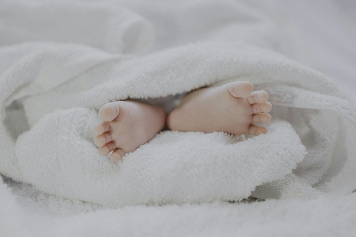 Babá Eletrônica sem Fio com Câmera Visão Noturna Áudio Bidirecional e Tela LCD